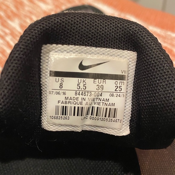 Womens Nike Flex Experience RN 5 Prem 844673 004 Black Grey Sneakers - Picture 7 of 11